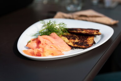 Reibekuchen-Special im Schwebebahnbistro